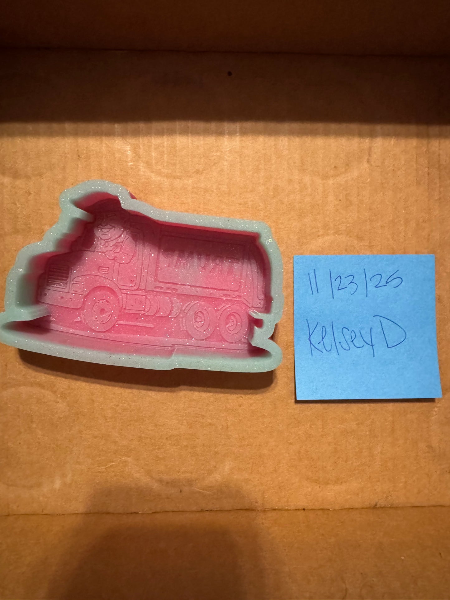 Destash - Trump Trash Truck