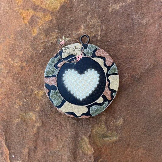RTS Pearl Heart Camo Frame
